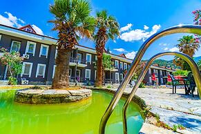 Larina Thermal Resort & Spa