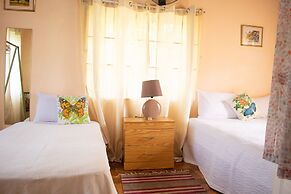 Sinopia Inn
