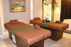 Grand Eska Hotel & Suite