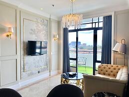 Grand Eska Hotel & Suite