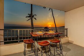 Sugar Beach by Coldwell Banker Island Vacation