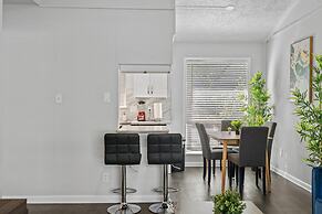 Stylish 1BR Zilker Evonify