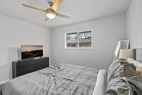 Stylish 1BR Zilker Evonify