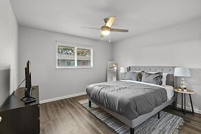 Stylish 1BR Zilker Evonify