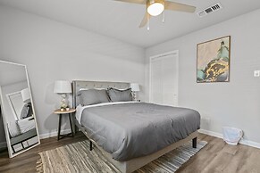 Stylish 1BR Zilker Evonify