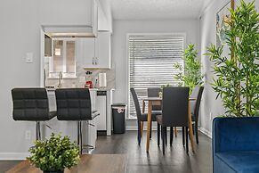 Stylish 1BR Zilker Evonify