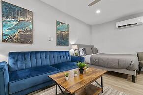 Stylish Studio Downtown Evonify