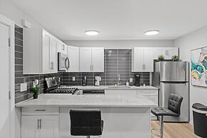 Stylish Studio Downtown Evonify