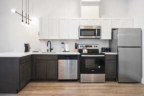 Luxury 1BR 30 Mins to Manhattan Evonify