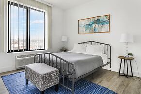 Luxury 2BR 30 Mins to Manhattan Evonify