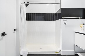 Luxury 2BR 30 Mins to Manhattan Evonify