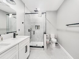 Luxury 3BD 2BA Near Logan Airport and T Station