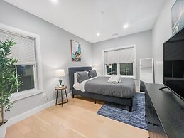 Luxury 3BD 2BA Near Logan Airport and T Station