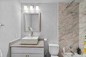 Stylish 1BR Zilker Evonify