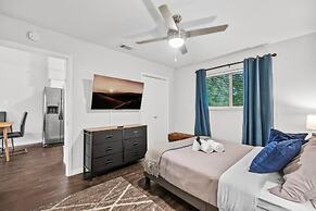 Stylish 1BR Zilker Evonify