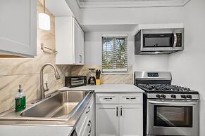 Stylish 1BR Zilker Evonify