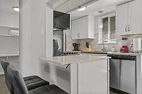 Stylish 1BR Downtown Evonify