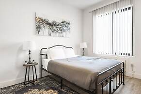 Luxury 1BR 30 Mins to Manhattan Evonify