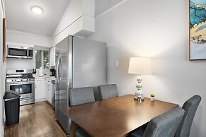 Stylish 1BR Zilker Evonify