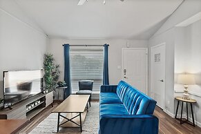 Stylish 1BR Zilker Evonify