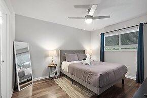 Stylish 1BR Zilker Evonify