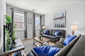 Luxury 2BD 2BA Near Logan Airport and T Station
