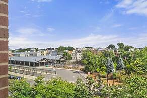 Luxury 2BD 2BA Near Logan Airport and T Station