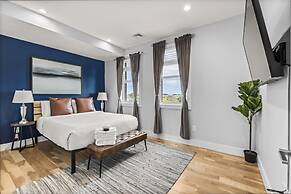 Luxury 2BD 2BA Near Logan Airport and T Station