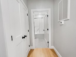 Luxury 3BD 2BA Near Logan Airport and T Station