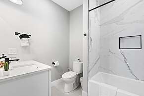 Luxury 3BD 2BA Near Logan Airport and T Station