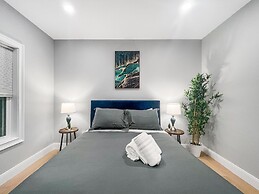 Luxury 2BD 2BA Near Logan Airport and T Station