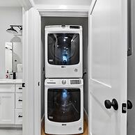 Luxury 2BD 2BA Near Logan Airport and T Station