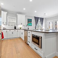 Luxury 2BD 2BA Near Logan Airport and T Station