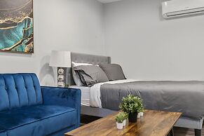 Stylish Studio Downtown Evonify
