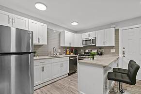 Stylish Studio Downtown Evonify