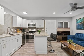 Stylish Studio Downtown Evonify