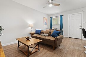 Stylish 1BR Near UT Highland Evonify