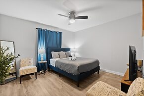 Stylish 1BR Near UT Highland Evonify