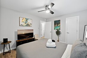 Stylish 1BR Near UT Highland Evonify