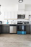 Luxury Studio 30 Mins to Manhattan Evonify