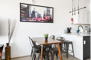 Luxury Studio 30 Mins to Manhattan Evonify