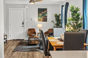 Modern 2BR Near UT Hyde Park Evonify