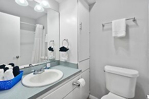 Modern 2BR Near UT Hyde Park Evonify