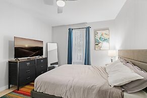 Modern 1BR Near UT Hyde Park Evonify