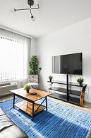 Luxury 2BR 30 Mins to Manhattan Evonify