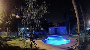 Lets Chill Pool Villa Najomtien Sattahip