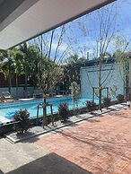 Lets Chill Pool Villa Najomtien Sattahip