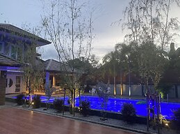 Lets Chill Pool Villa Najomtien Sattahip