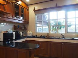 Lets Chill Pool Villa Najomtien Sattahip