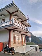 Bromo Seruni Guesthouse